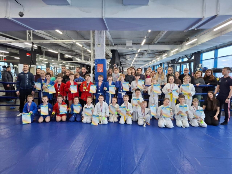 ЮНЫЕ САМБИСТЫ ПОКОРЯЮТ КОВЁР в ЕВРОФИТНЕС!